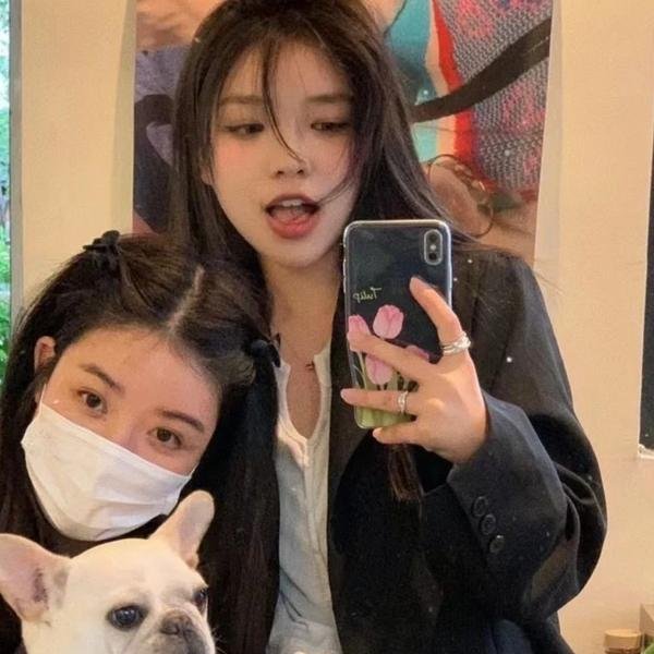 穿成极品老妇只想当咸鱼